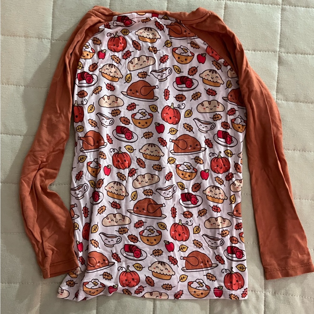 {Little Snuggles} Bamboo Raglan Long-Sleeved T-Shirt